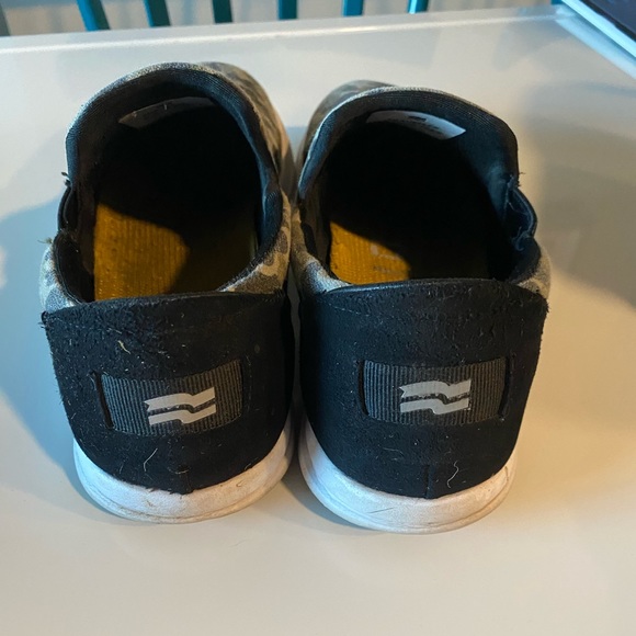 STRIKE MVMNT Traveller Slip-On Camo Shoes - Size 9.5 🔥🔥 VG Condition - Picture 3 of 8